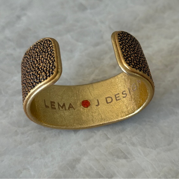 Lema J Handmade Cuffs for a Cause Bracelet Shagreen Karma for Cara Foundation - Picture 4 of 7